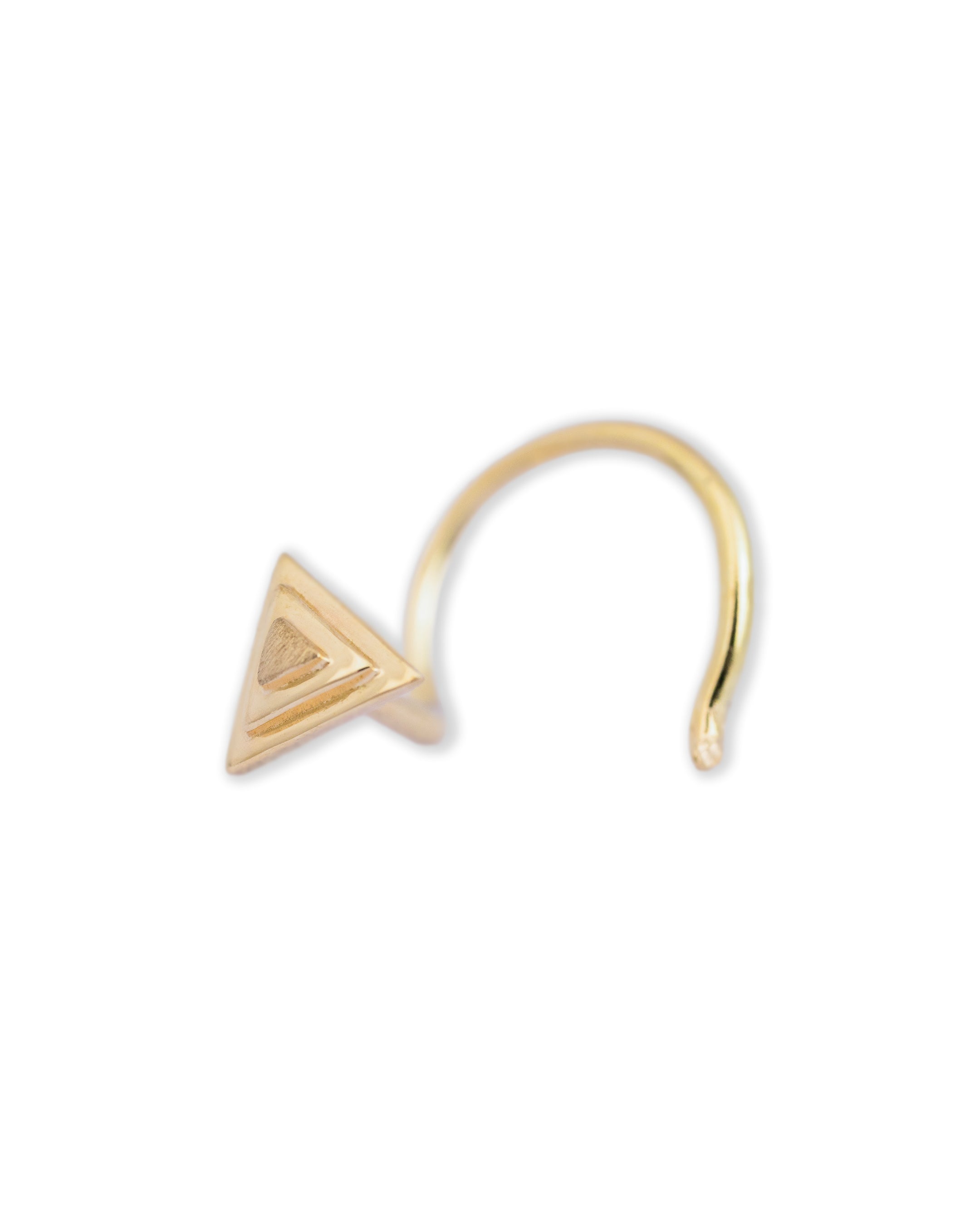 Triangle Aakar Gold Nosepin